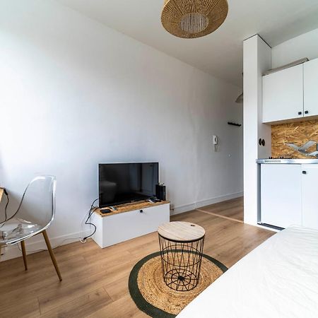 Studio Chaleureux Avec Aquarium Apartment Marcq-en-Baroeul Ngoại thất bức ảnh